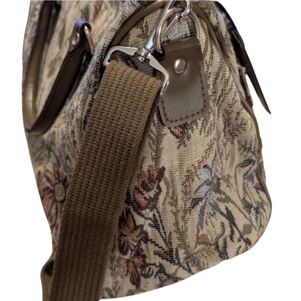 Vintage 90s Jordache Floral Tapestry Zip‎ Shoulder Strap Duffel Travel Bag Boho - Picture 3 of 4
